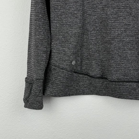 Lululemon Sweatshirt Women's Size 12 Think Fast Pullover Stretch Athletic Black - Picture 9 of 11
